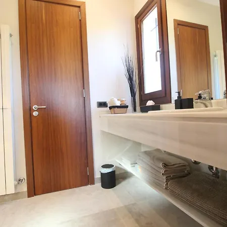 Aires Del Tomir Villa *