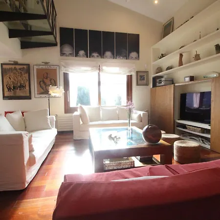 Aires Del Tomir Villa